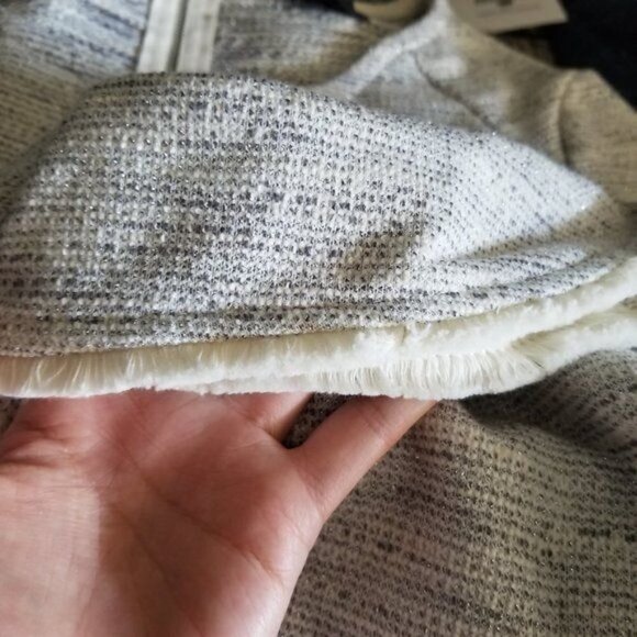 Anthropologie W5 Heather Gray Zip Back 3/4 Sleeve Pullover Fringe Sweatshirt Sm - Picture 10 of 10